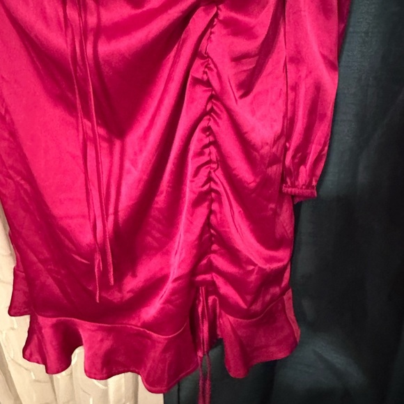 Elegant Women's Pink Ruched Dress - Picture 5 of 6